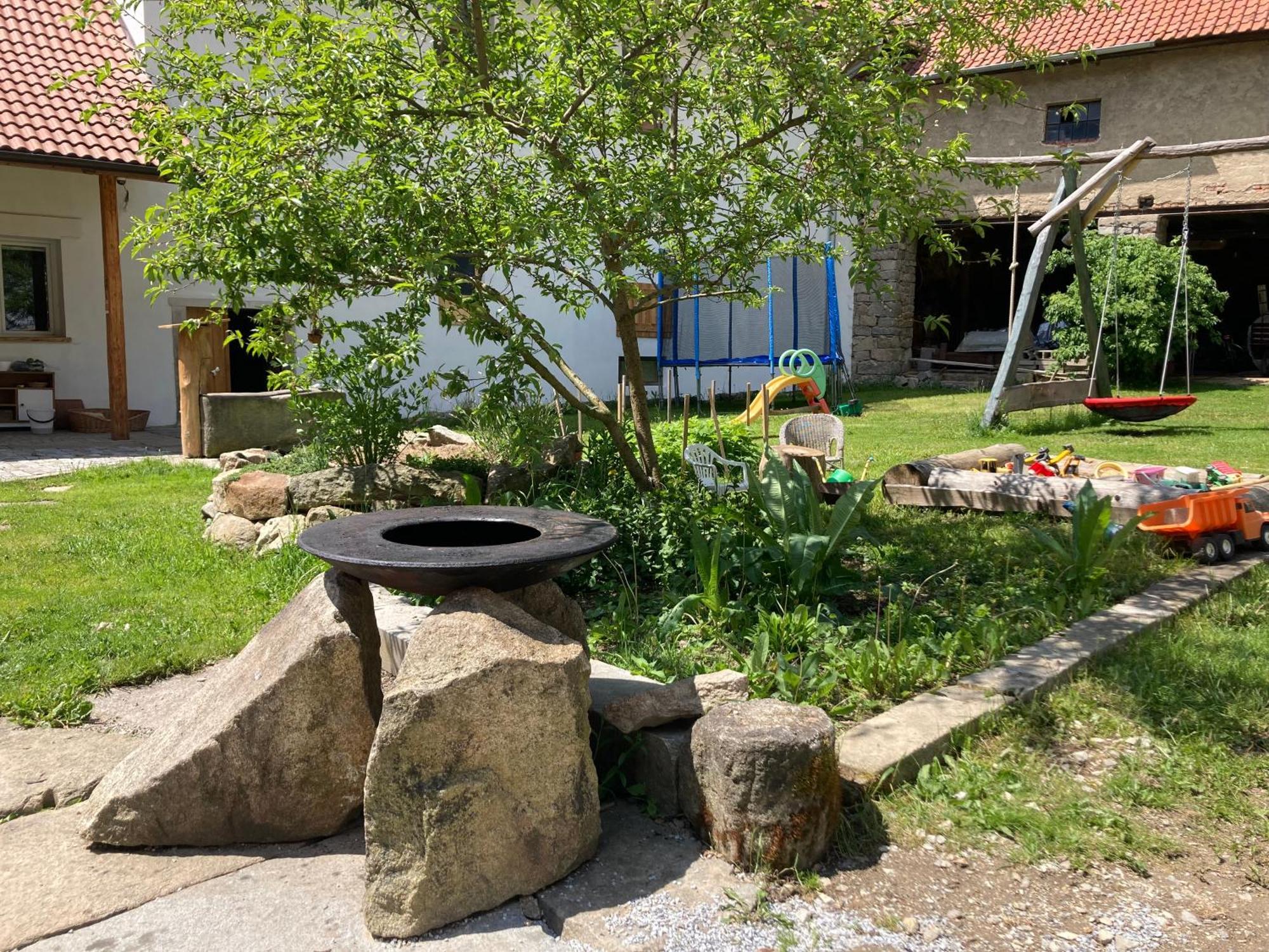 Na Mlejne Lägenhet Telč Exteriör bild